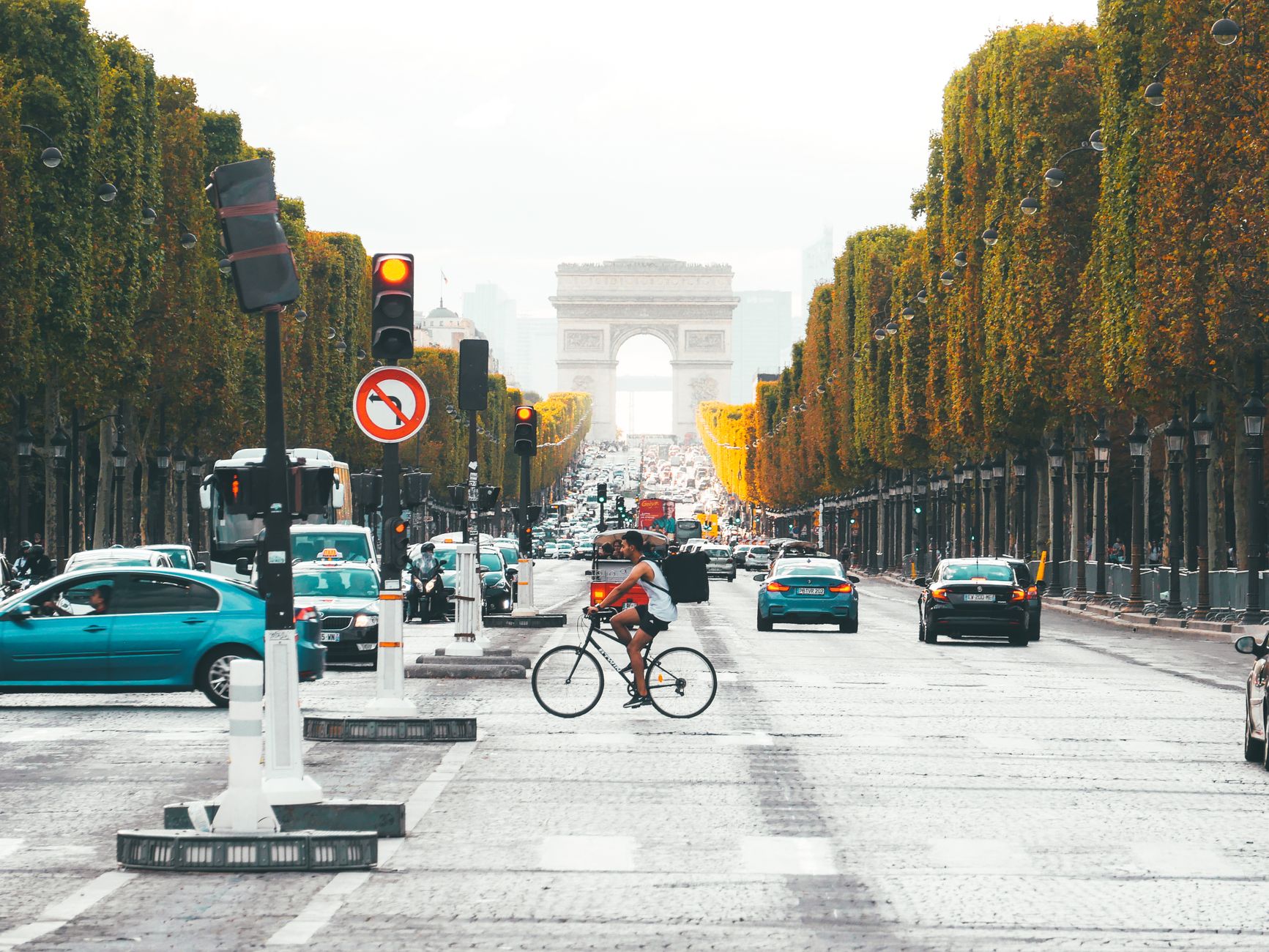 Évitez de vous ruiner : 5 astuces pour faire face à la hausse des prix du carburant