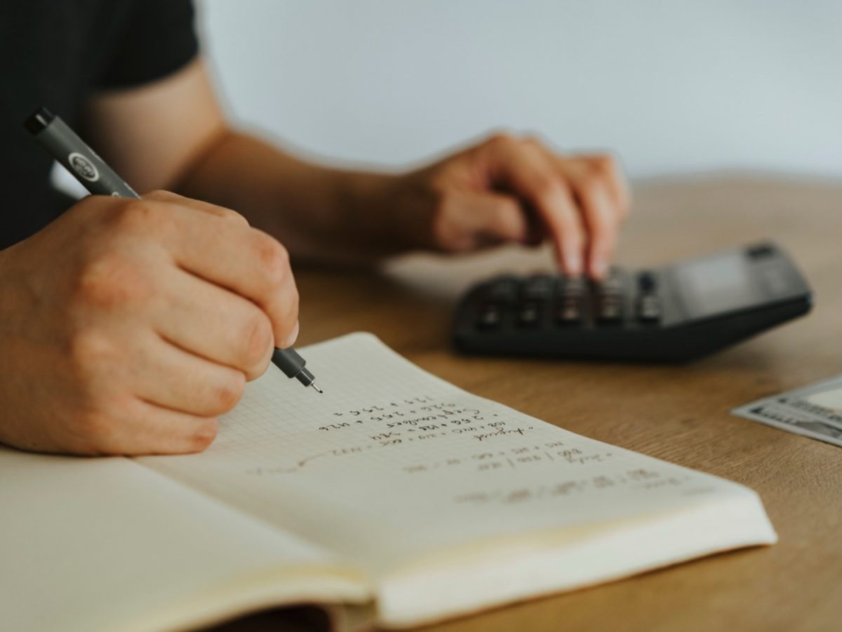 Déclaration trimestrielle de ressources : ce que le préremplissage ne fait pas à votre place