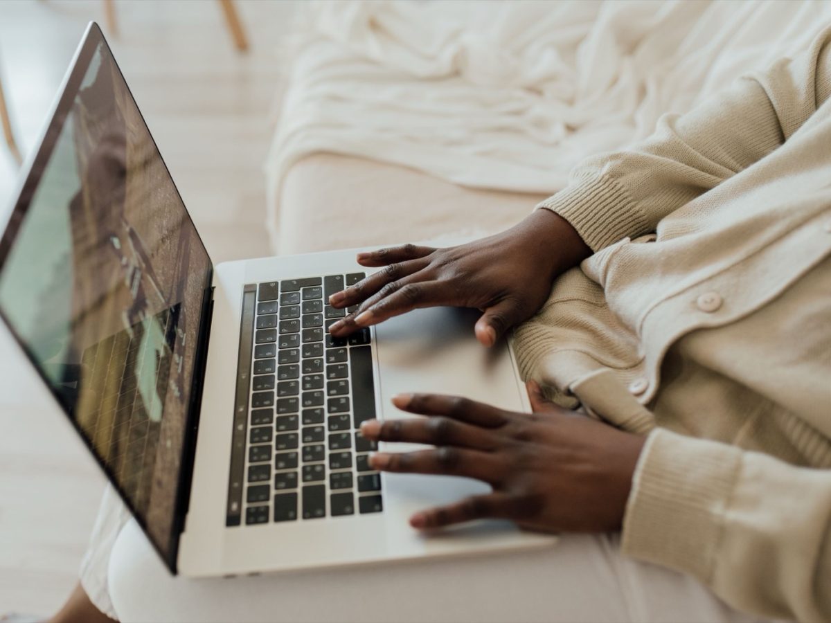 Renouveler un titre de séjour : la démarche est en ligne, il n&rsquo;y a plus de formulaire papier