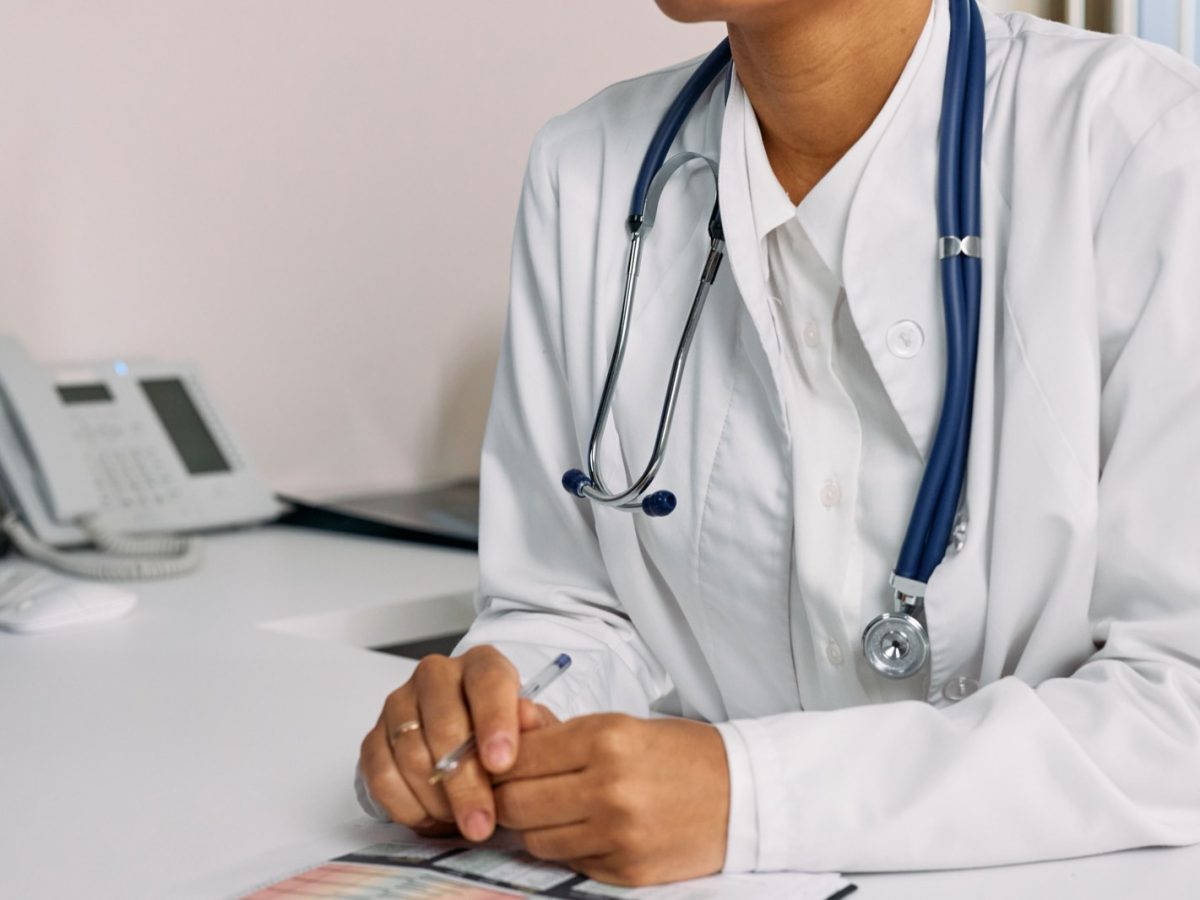 Les conséquences de l’augmentation des tarifs des soins en Suisse pour les Français