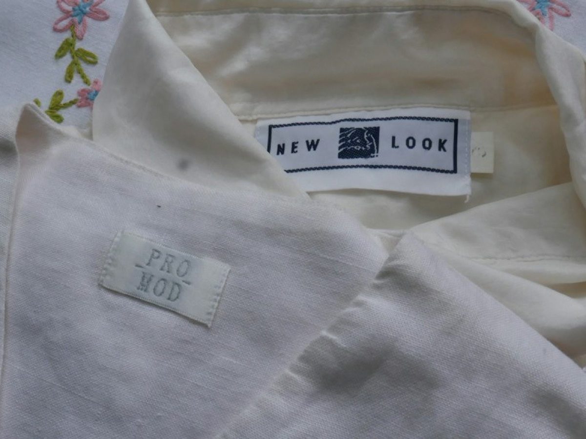 Étiquette textile : ce qu&rsquo;elle dit vraiment sur l&rsquo;origine d&rsquo;une chemis